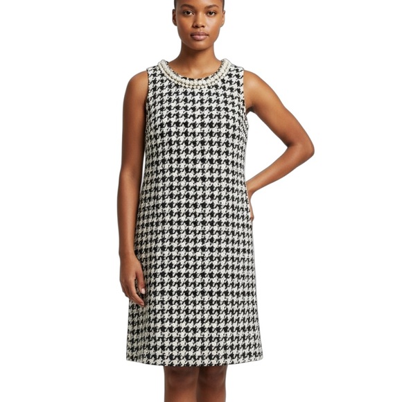 Chetta B Dresses & Skirts - Chetta B Black and White Dress